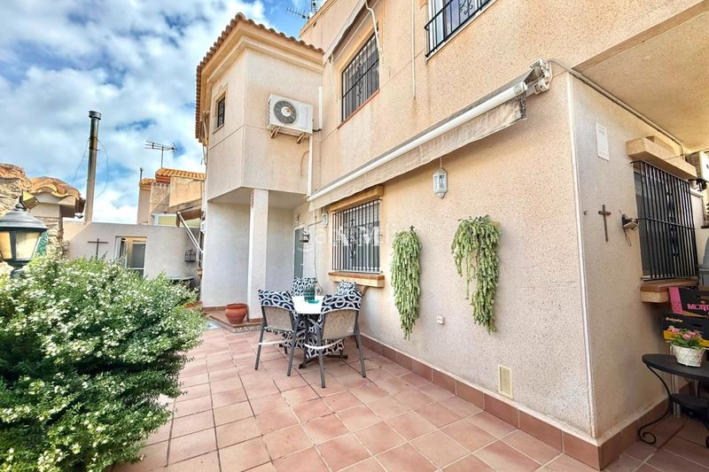 Foto ea739c96-1232-47f5-9977-cbe4c9aef855. Casa adossada amb calefacció aparcament piscina a San Javier