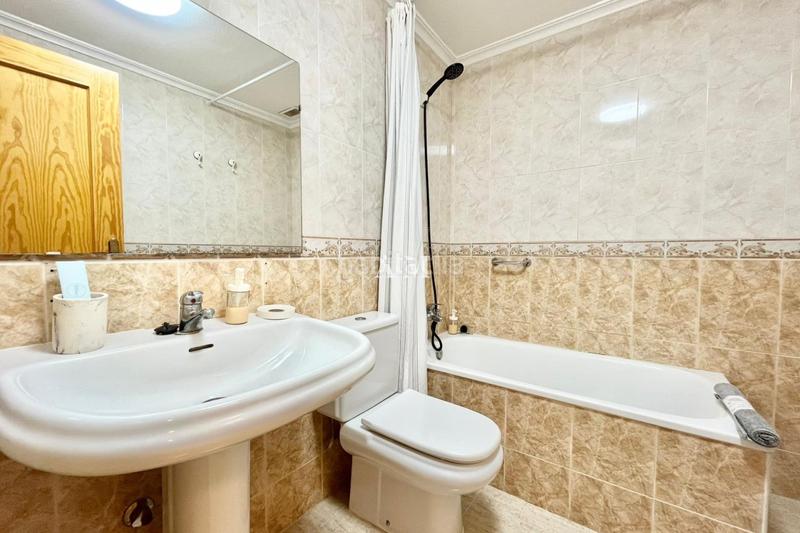 Foto 1cb06e59-65a7-4683-b65e-455c885a139c. Lloguer casa aparellada amb calefacció aparcament a Santa Pola