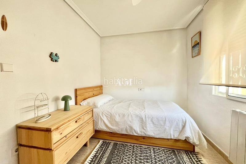 Foto 6cccee3c-9194-4409-8b35-4f51cd236658. Lloguer casa aparellada amb calefacció aparcament a Santa Pola