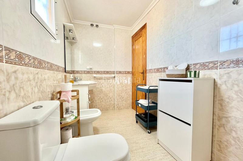 Foto ba1410e6-6162-4bfe-9f11-b2fd81501d67. Lloguer casa aparellada amb calefacció aparcament a Santa Pola