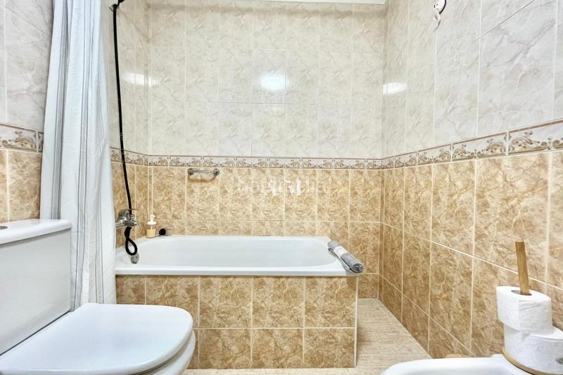 Foto c0c4a2b5-e1bf-45e8-9cf1-077816c562cc. Location maison jumelée avec chauffage parking dans Santa Pola