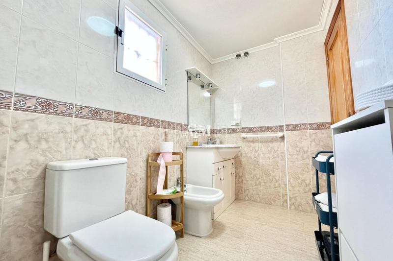 Foto ef2b70c1-783b-415b-b917-36998f158a43. Location maison jumelée avec chauffage parking dans Santa Pola