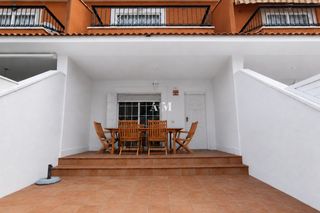 Affitto Duplex in Santiago de La Ribera. Disponible a partir de septiembre de 2026...le ofrecemos esta ca
