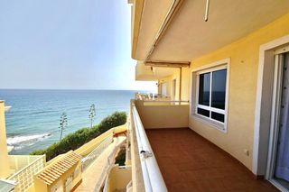 Location Appartement à Aguamarina. Alquiler desde el 15 de septiembre de 2026 hasta el 15 de junio