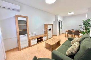 Rent Flat in Almoradí. Alquiler de larga estancia desde yaapartamento ubicado en una ur