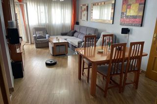 Appartamento in Almoradí. En ventaeste apartamento se encuentra en pleno centro de almorad