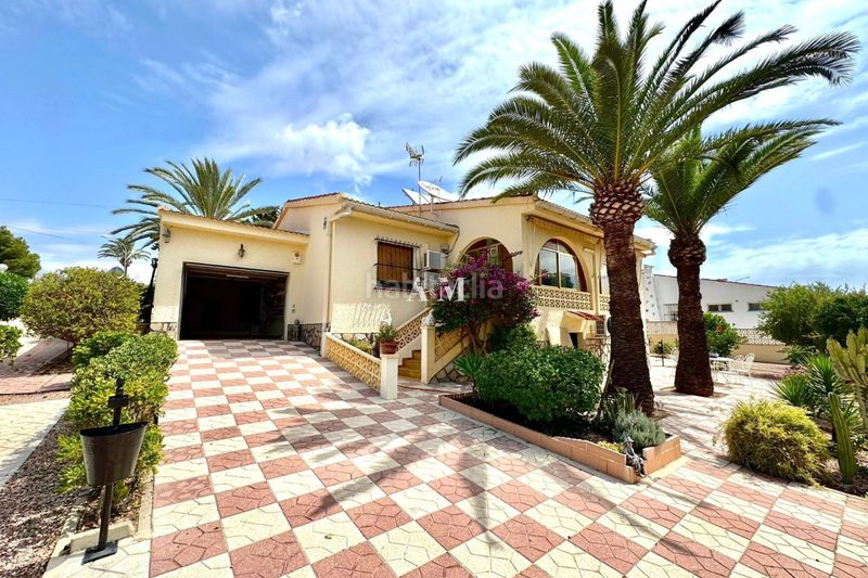 Foto 04b6450d-5224-4a20-a662-4b795f65c280. Rent house with heating parking pool in Centro de la Ciudad Quesada Rojales