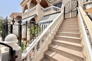 Lloguer Casa adossada a Santiago de La Ribera. Disponible desde septiembre de 2026 hasta el 30 de junio de 2027