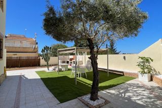 Lloguer Casa a La Florida. Alquiler para larga estanciabungalow renovado, soleado ubicado e