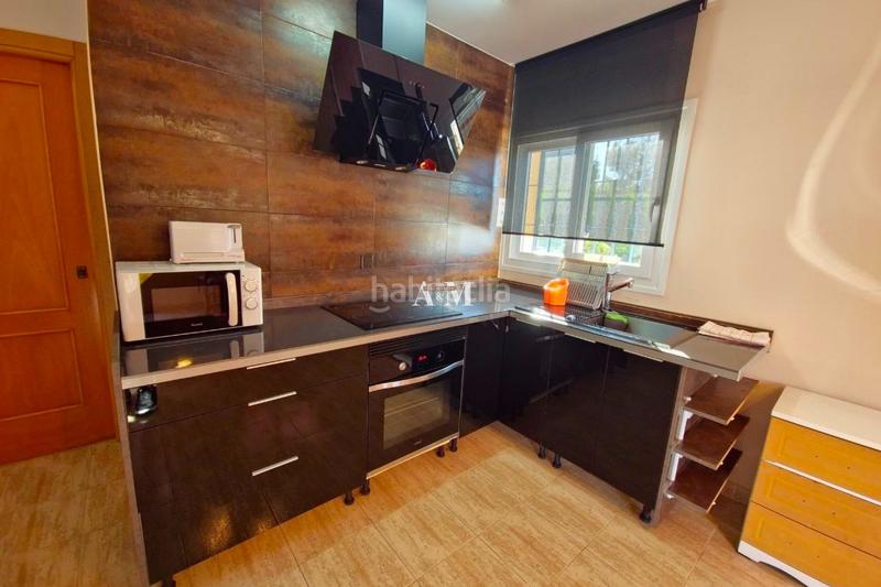 Foto 6660301b-8bbc-4306-97ae-00bc05a00384. Rent house with heating parking pool in Mil Palmeras Pilar de la Horadada