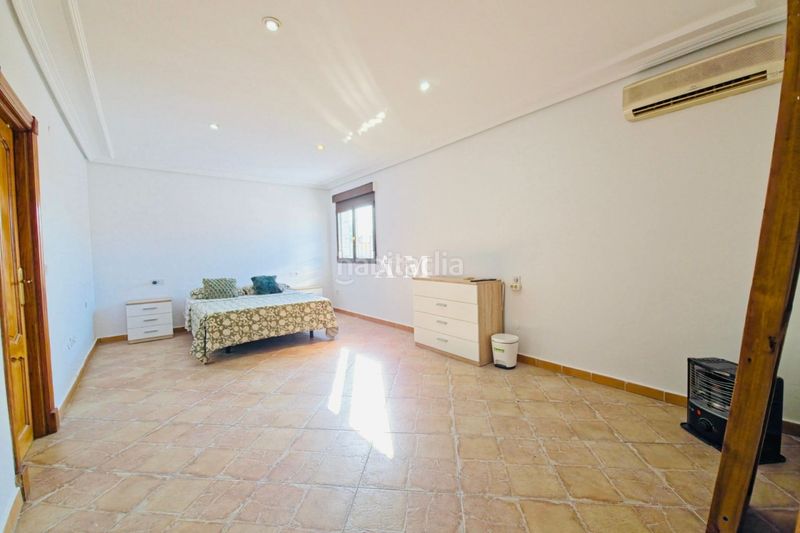 Foto bc4c403a-03aa-405e-96cc-aae1cd263dad. Lloguer casa amb aparcament a Zona Carrefour - Urbanizaciones Torrevieja