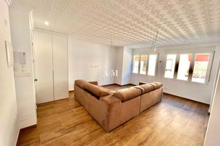 Location Appartement à Lo Pagán. Disponible para alquiler desde octubreamplio apartamento reforma