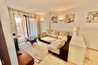 Location Appartement à Punta Prima. Alquiler de larga temporada desde yaapartamento ubicado en una u