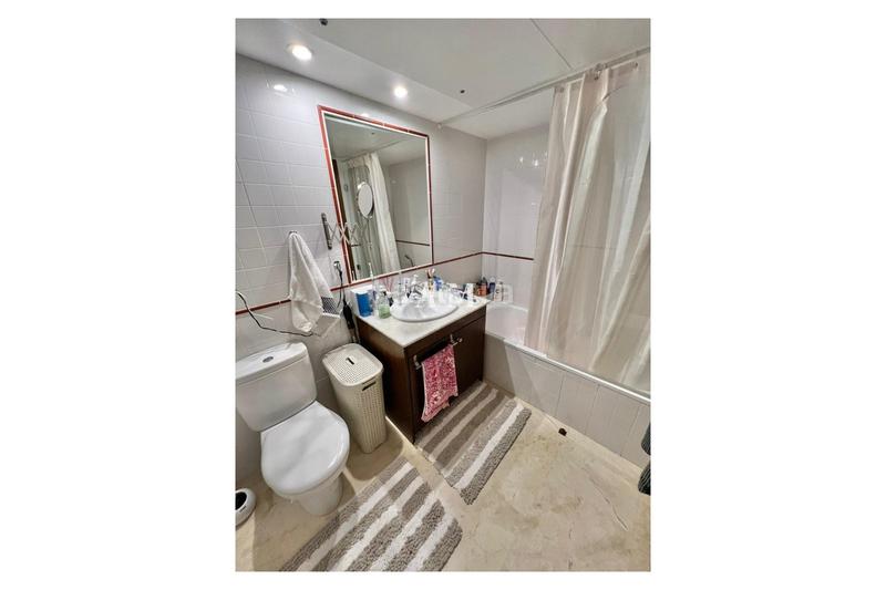 Foto c9f5b9db-24c4-4073-acdc-5f47e52e3196. Lloguer pis amb calefacció aparcament piscina a Punta Prima Torrevieja