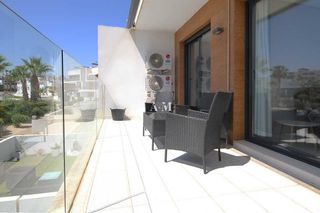 Affitto Appartamento in Villamartín-Las Filipinas. Alquiler disponible desde hoyeste moderno apartamento se encuent