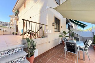 Affitto Piano terra in Guardamar Playa. Alquiler disponible desde hoy hasta el 30 de abril de 2027esta v