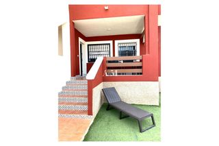 Rent Ground floor in La Florida. Disponible a partir del 15 de noviembre de 2026...bungalow refor