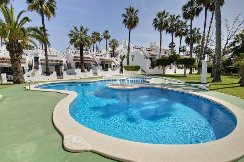 Foto 8e950e67-9c6d-4c6d-a756-3972b4f67f3b. Location maison avec parking piscine dans Villamartín-Las Filipinas Orihuela