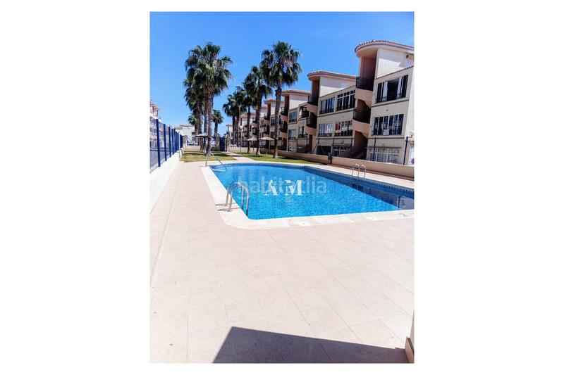 Foto 0dac2b6b-4e18-41d3-b053-ef1e2cb8ea9b. Location rez-de-chaussée avec piscine dans Los Balcones y los Altos Orihuela