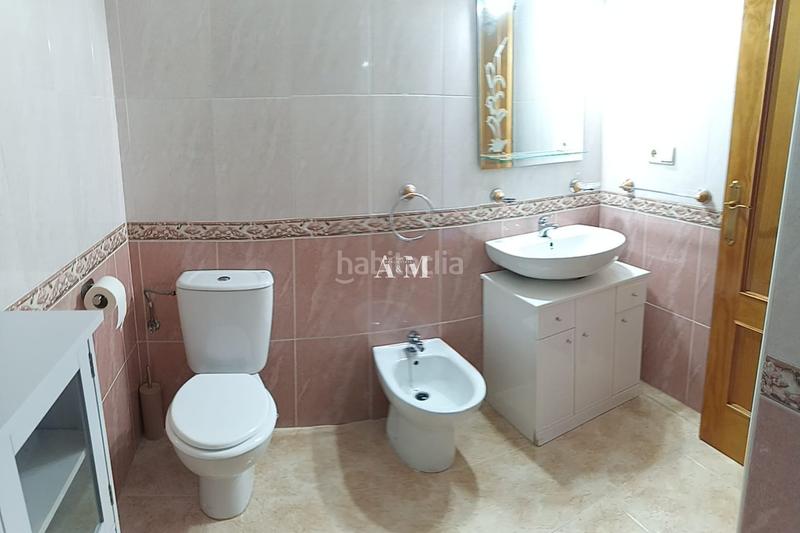 Foto e3febb03-0d35-44cf-ba38-d56bcb6ba300. Rent ground floor with pool in Los Balcones y los Altos Orihuela