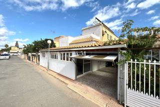 Lloguer Casa a Zona Carrefour - Urbanizaciones. Disponible desde hoyadosado de 3 habitaciones ubicado en el chap