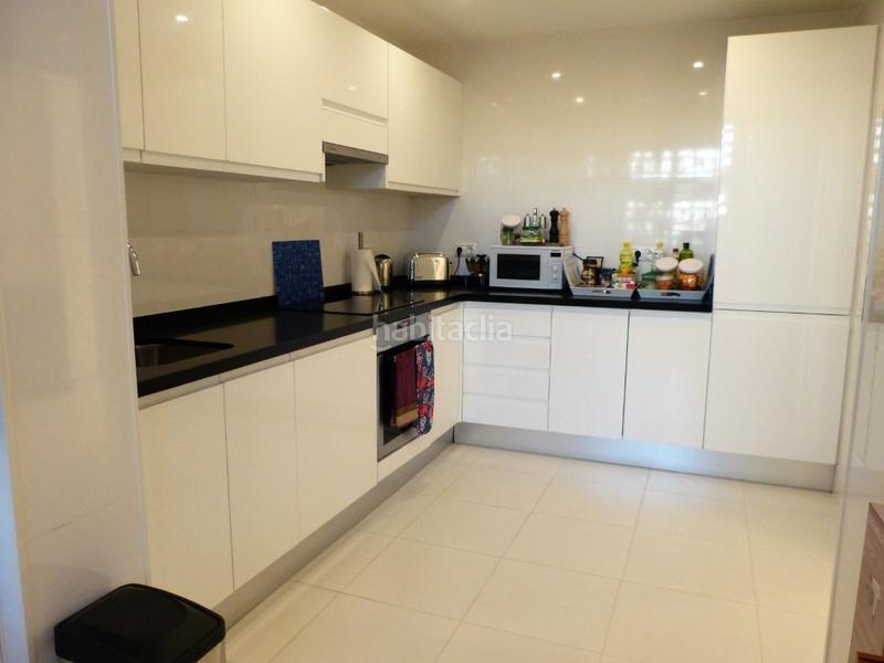 Foto 0633bd0d-9698-4d0f-9825-7a7614f9b6bd. Piccolo appartamento in urbanizacion cartuja del golf in Estepona