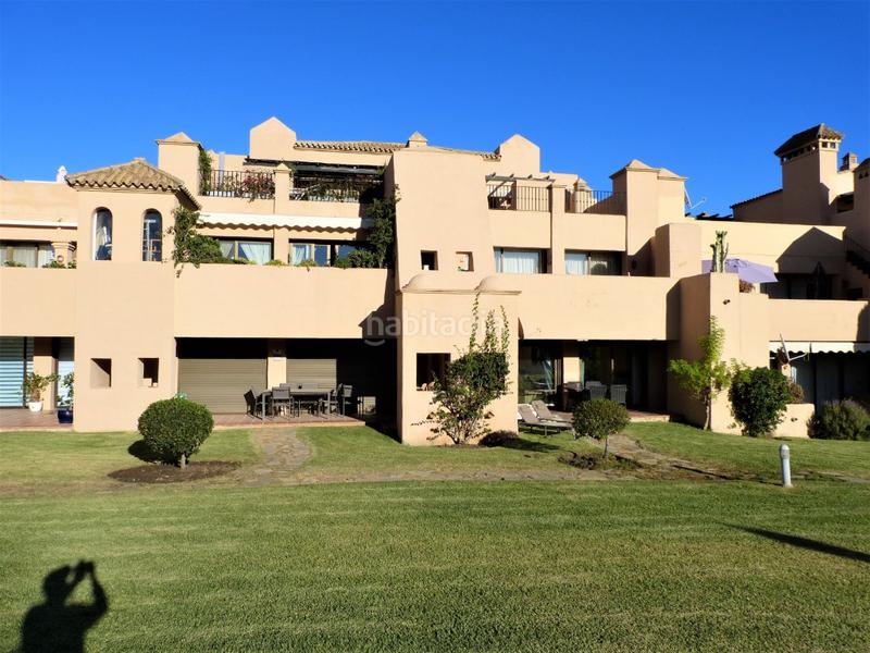 Foto 7d525a2e-125b-4b4c-a9be-05dc0a5364e0. Piccolo appartamento in urbanizacion cartuja del golf in Estepona