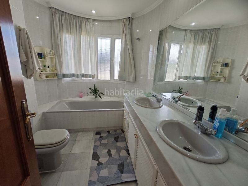 Foto 3540079c-1c48-47ad-8de0-a4ebd99ebb1f. Dúplex a Las Brisas Marbella