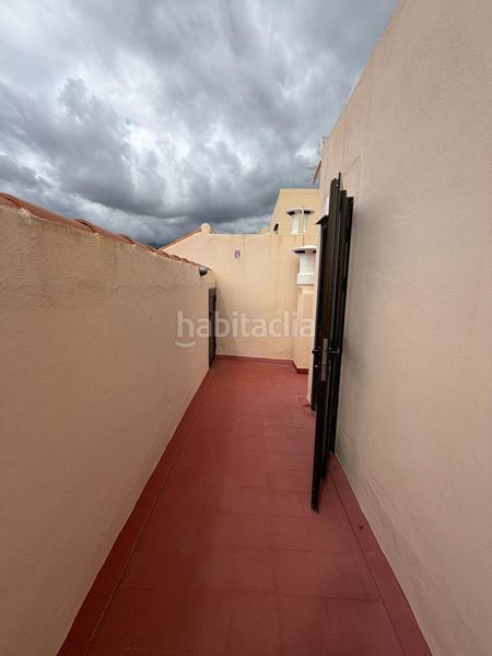 Foto 7e1ce9a2-59f3-4404-85d6-46d457ee66f9. Casa adossada amb aparcament a Cuevecitas - Malpaís Candelaria