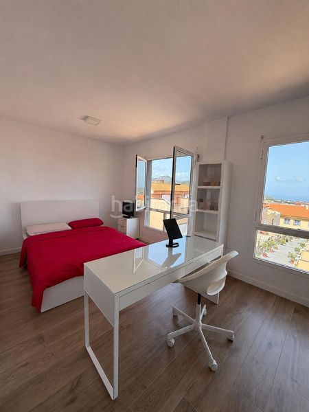 Foto d4bf5821-60fe-42f8-87f1-19b983f886f2. Casa aparellada amb aparcament a Tegueste