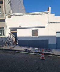 Casa adossada a Buenos Aires - Chamberí - Las Moraditas. Atención inversores posibilidad de hacer 4 apartamentos en santa