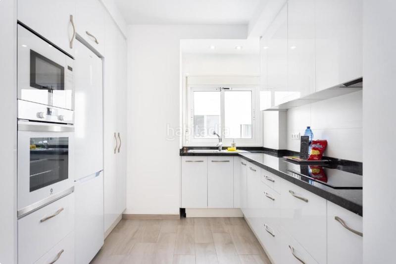 Foto bce7e1d6-65f9-49b9-95aa-7e3e867ad899. Piso en Duggi - Rambla - Los Hoteles Santa Cruz de Tenerife