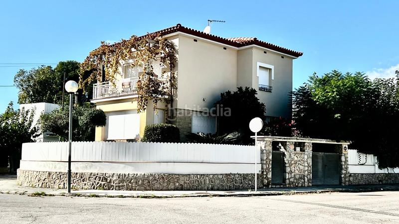 Foto c756e938-595a-4553-b51e-1196c59fe5de. Casa amb aparcament a Coma-ruga platja Coma-ruga