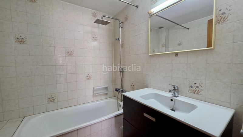 Foto 0204a7e1-3450-44fa-984e-4443e5bc25ea. Casa a schiera con parcheggio in Roda de Barà