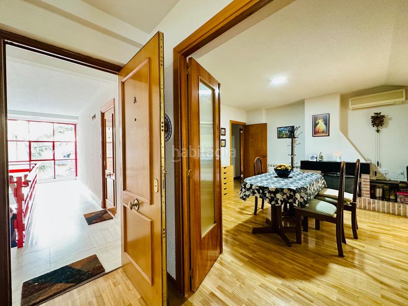 Foto 7252e653-f193-4eb8-a1fa-469bea5b5388. Attique avec cheminée chauffage parking piscine dans Galapagar