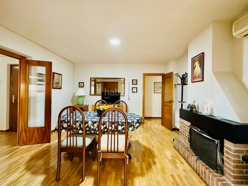 Foto 7c9247e6-d211-4cfd-9fee-efdcf35edd73. Attique avec cheminée chauffage parking piscine dans Galapagar