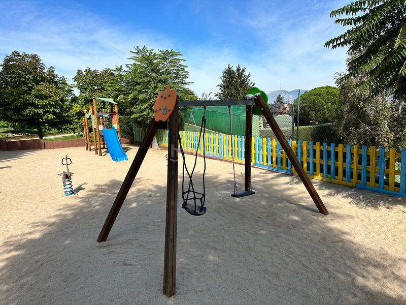 Foto ed7791a1-dabe-4c7a-b210-c6be79cff856. Attique avec cheminée chauffage parking piscine dans Galapagar