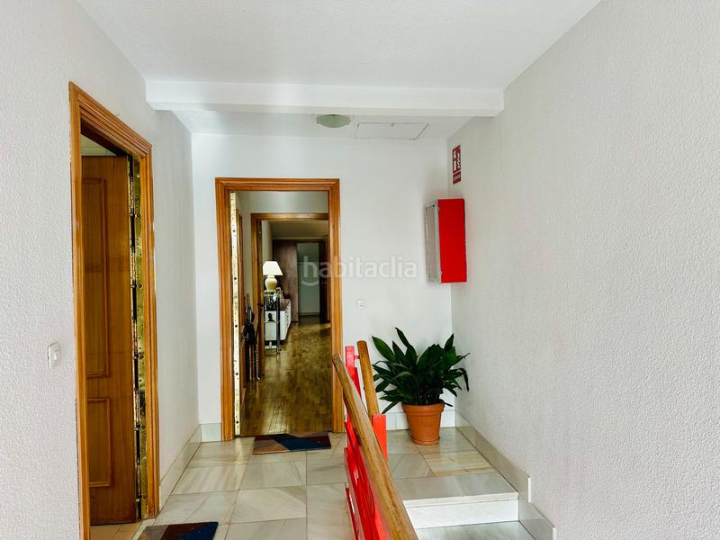 Foto f54cd601-a90d-495c-b07f-6ebb40c2ee21. Attique avec cheminée chauffage parking piscine dans Galapagar