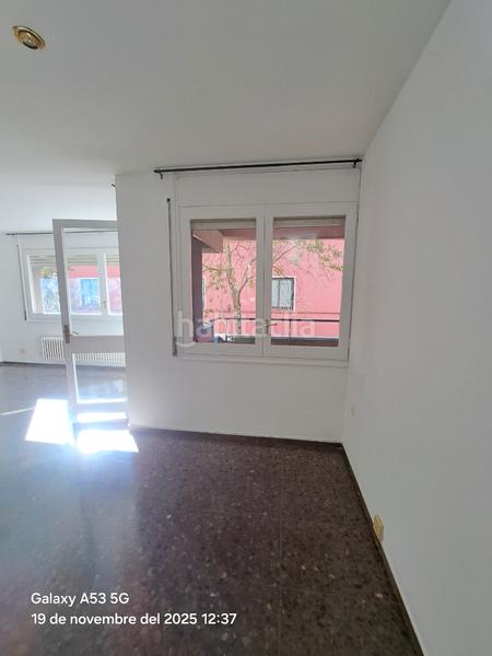 Foto 31176150-8b75-4039-9302-e2147938f1aa. Etagenwohnung mit heizung in Barri del Centre Terrassa