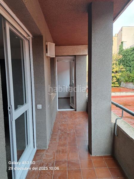 Foto eb532103-7703-4855-8d1f-2f0e52088cdc. Etagenwohnung mit heizung in Barri del Centre Terrassa