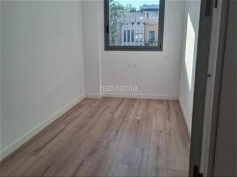 Foto 902081c8-df28-40e8-ad74-0258fc9dcec9. Alquiler piso en Centre Badalona