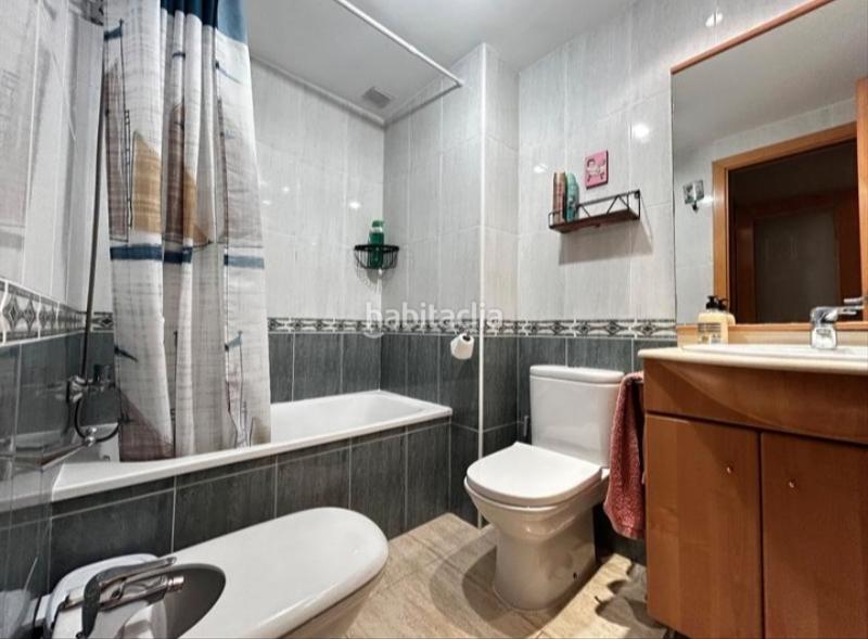 Foto 66a42459-100c-4fdc-9802-e81c703398b2. Miete zweistöckige wohnung in Roca del Vallès (La)