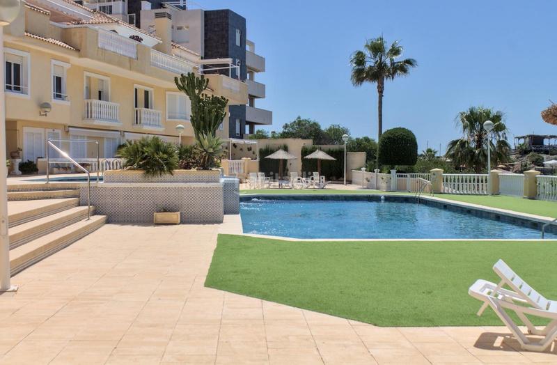 Foto 30f58ee0-30bd-4b35-8666-bcdcb6d07cc0. Apartament amb aparcament piscina a Zona Galúa - Calnegre Manga del Mar Menor (La)