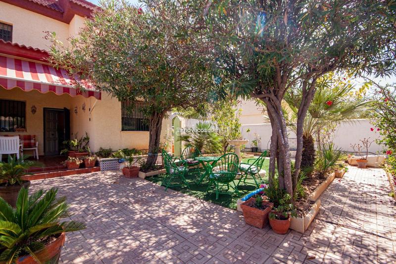 Foto 6bd2e945-f96f-4250-8946-270ae0812521. Chalet mit parking in Playa del Galán Manga del Mar Menor (La)