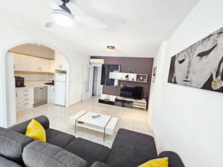 Apartamento en Tomás Maestre. Apartamento situado en la prestigiosa urbanización marina sol, e