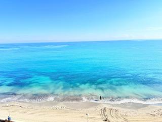 Apartament a Veneziola. Exclusivo apartamento situado en el kilómetro 17 de la manga, de