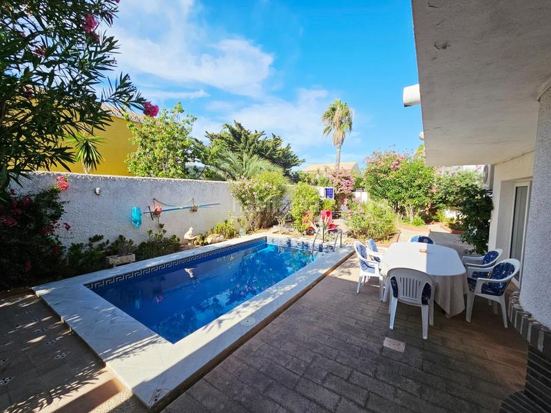 Foto 30f2d268-baa0-474e-b57e-97d92e78e907. Chalet mit parking pool in Playa del Galán Manga del Mar Menor (La)