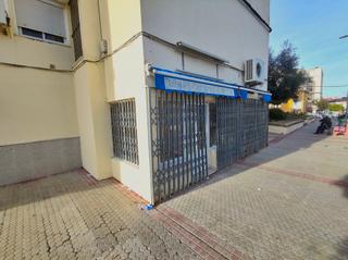 Location Local commercial à Lebrija. Local de alquiler en blas infante
