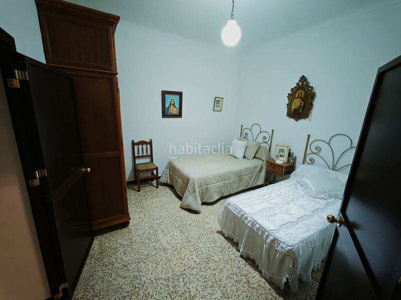 Foto 1c7b87e9-ffde-4318-ad37-ba912915d835. Casa amb aparcament a Lebrija