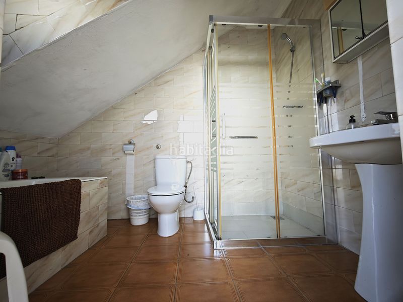 Foto 5601dd16-5531-425a-b9f4-13e431635d0d. Casa amb aparcament a Lebrija